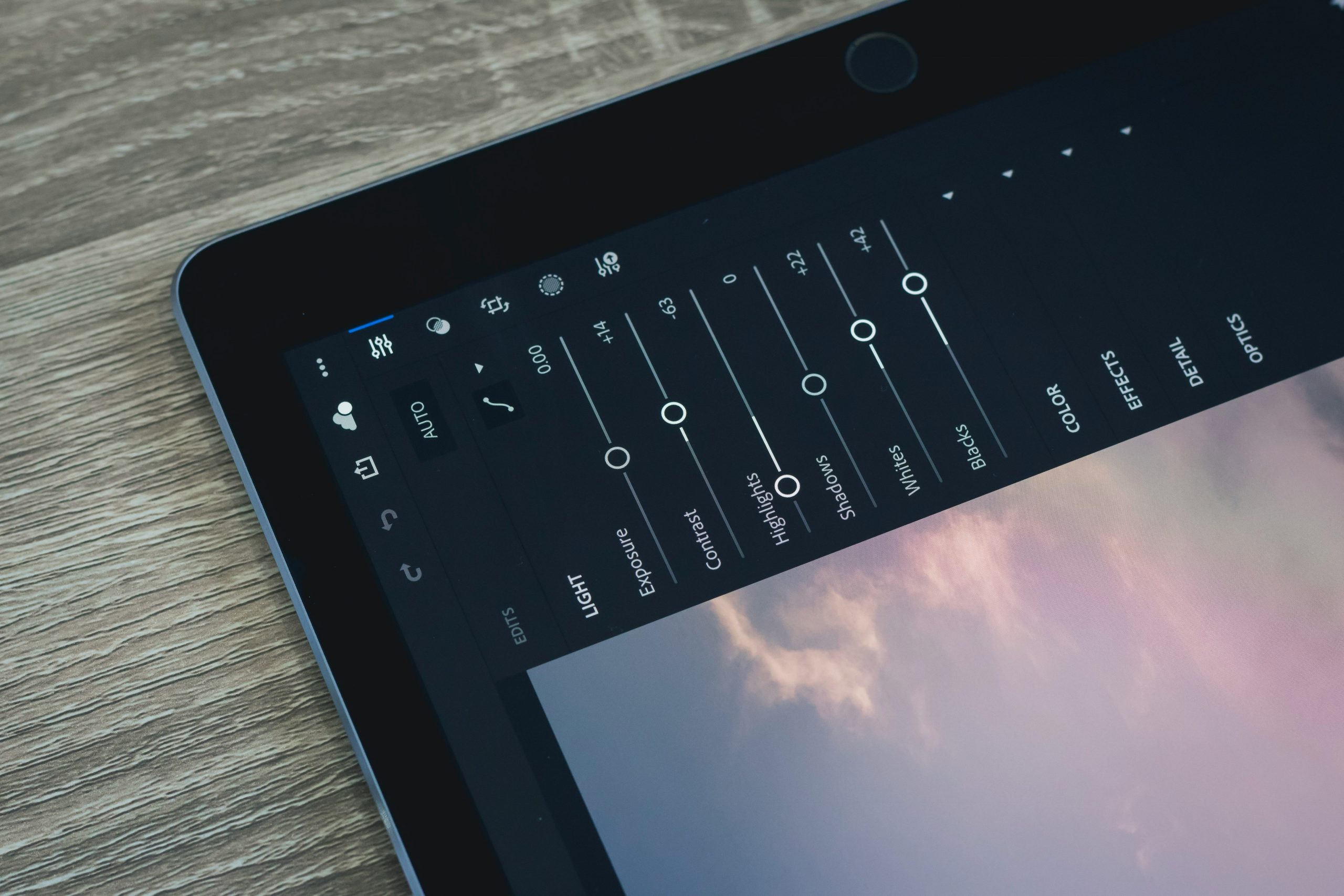 Lightroom Apk For Pc and windows [ Latest version] 2025 3